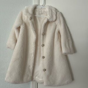 3T toddler beautiful faux fur cream jacket / coat with pearly buttons